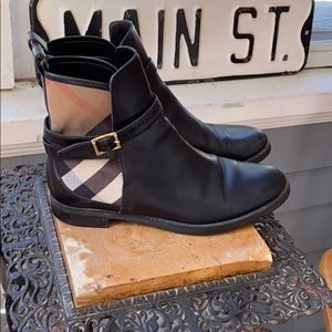 Burberry Classic Ankle Boot